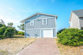 Pet friendly private ocean front cottage nestled in peaceful Caswell Beach